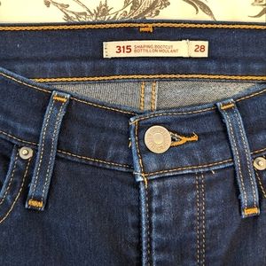 Levi's Shaping Bootcut 👖